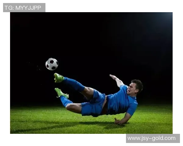 足球巨星们手机里的秘密:这些图片揭示了他们的生活与热爱 足球巨星们手机里的秘密:这些图片揭示了他们的生活与热爱