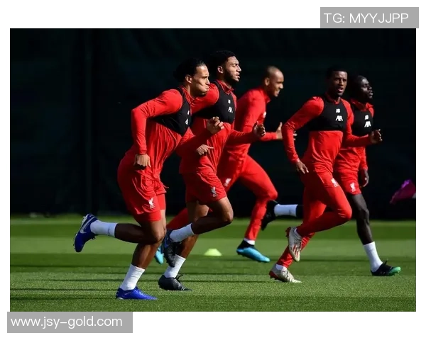 高晓松与足球球星的跨界合作揭秘 让音乐与足球碰撞出不一样的火花